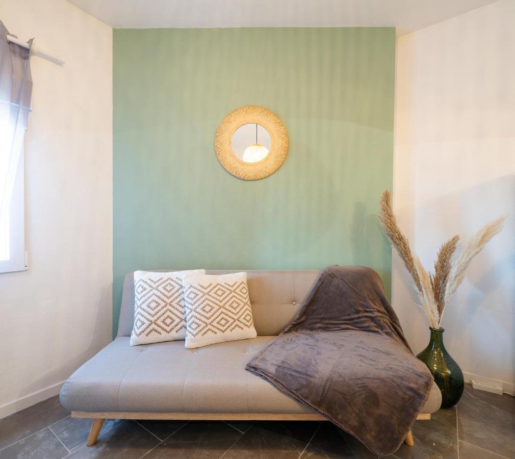 Bonito Apartamento Equipado, Cerca De La Playa エンプリアブラバ エクステリア 写真