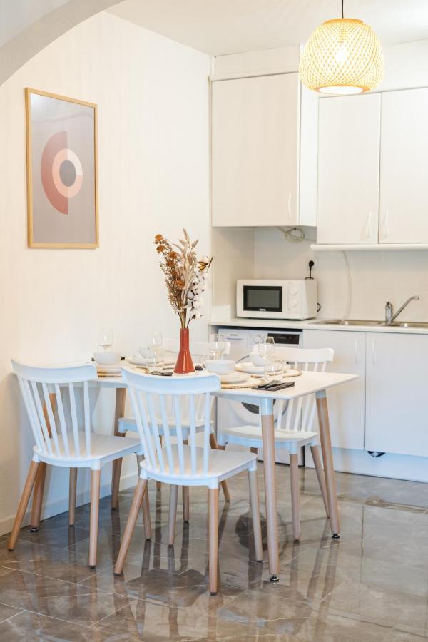 Bonito Apartamento Equipado, Cerca De La Playa エンプリアブラバ エクステリア 写真